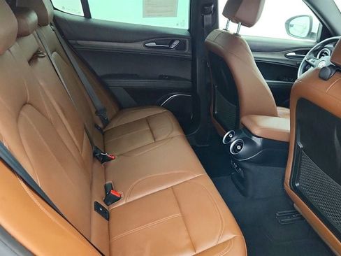 Used 2022 Alfa Romeo Stelvio Ti image 24
