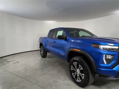 Used 2023 GMC Canyon AT4 w/ AT4 Premium Package image 2