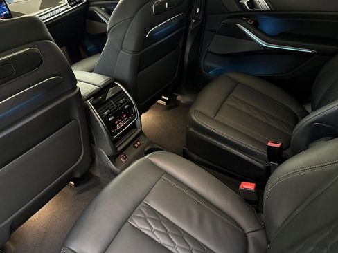 Used 2024 BMW X7 M60i w/ Executive Package AWD/4WD image 16