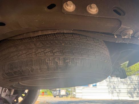 Used 2012 Ford Expedition Limited AWD/4WD image 34