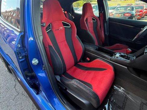 Used 2018 Honda Civic Type R image 12
