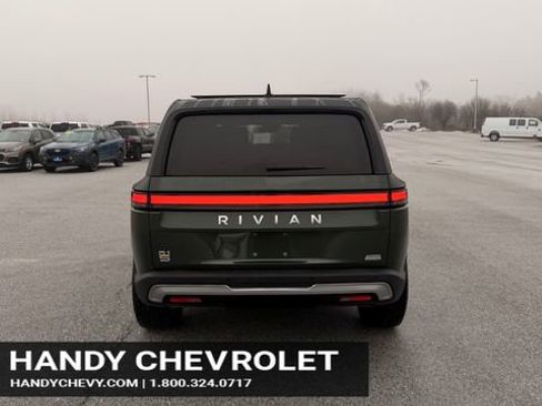 Used 2023 Rivian R1S Adventure image 4