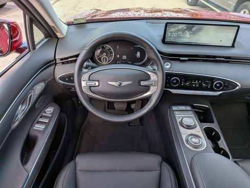 Used 2025 Genesis GV70 2.5T w/ Select Package AWD/4WD image 19