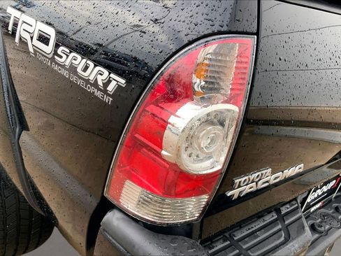 Used 2015 Toyota Tacoma PreRunner w/ TRD Sport Package RWD image 25