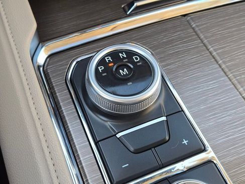 Used 2024 Ford Expedition Max Limited image 29