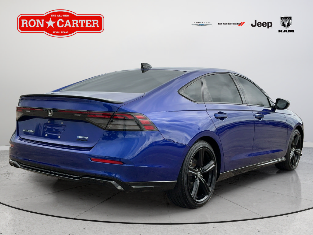 Used 2023 Honda Accord Sport image 6