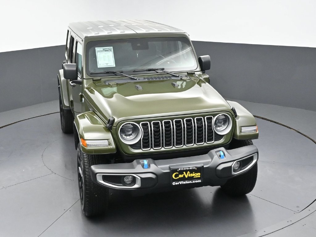 Used 2024 Jeep Wrangler Unlimited Sahara AWD/4WD image 42
