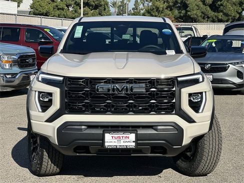 New 2026 GMC Canyon Elevation w/ LPO, Black Badging Package image 2