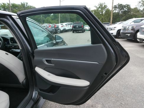 Used 2021 Hyundai Sonata Blue FWD image 24