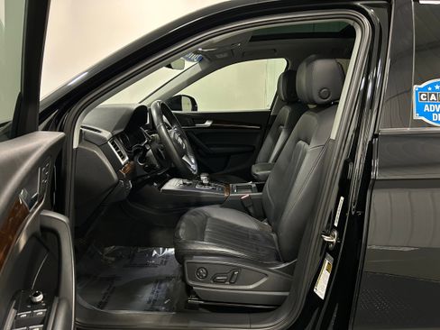 Used 2018 Audi Q5 2.0T Premium Plus w/ Premium Plus Package image 4