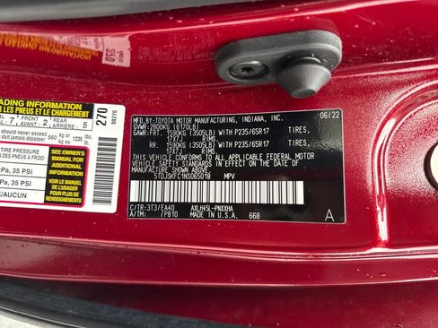 Used 2022 Toyota Sienna XLE image 23