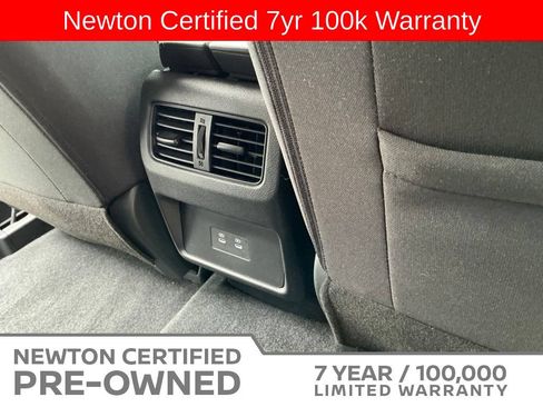 Used 2026 Nissan Rogue SV w/ Cold Weather Package FWD image 17