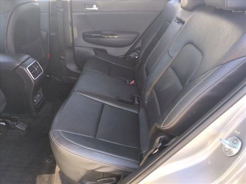 Used 2021 Kia Sportage EX AWD/4WD image 17