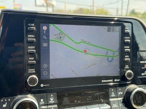 Used 2020 Toyota Highlander XLE image 63