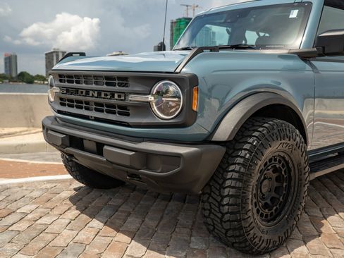 Used 2023 Ford Bronco 4-Door AWD/4WD image 8