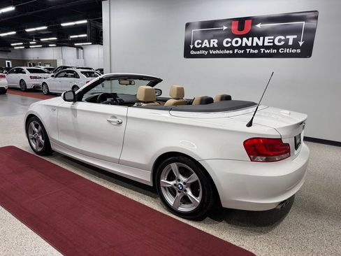 Used 2012 BMW 128i Convertible RWD image 18
