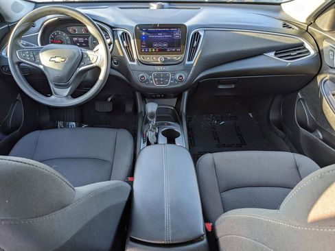 Used 2024 Chevrolet Malibu LT FWD image 12