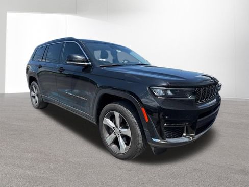 Used 2021 Jeep Grand Cherokee L Limited AWD/4WD image 32