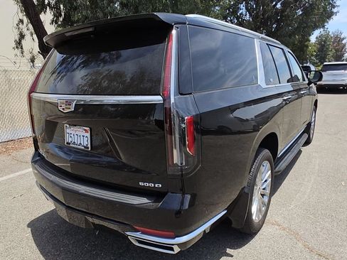 Used 2023 Cadillac Escalade ESV Premium Luxury RWD image 5