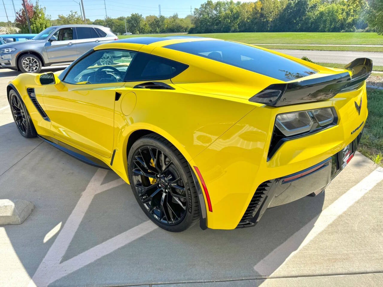 Used 2018 Chevrolet Corvette Z06 RWD image 6