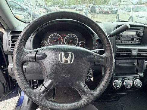 Used 2005 Honda CR-V LX image 10