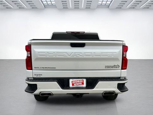 Used 2022 Chevrolet Silverado 1500 High Country w/ Safety Package II image 5