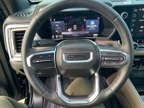 Certified 2024 GMC Canyon Denali w/ LPO, Denali Black Edition image 22