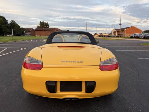 Used 2002 Porsche Boxster S RWD image 36