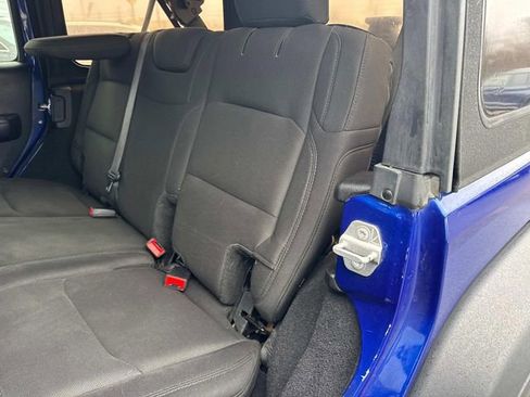 Used 2019 Jeep Wrangler Unlimited Sport S image 16