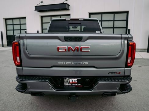 Used 2021 GMC Sierra 1500 AT4 w/ AT4 Premium Package image 8