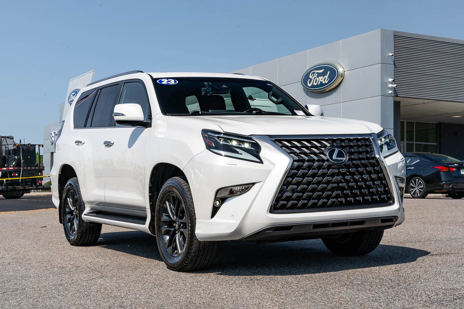 Used 2023 Lexus GX 460 Premium w/ Premium Package AWD/4WD image 1