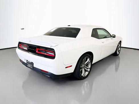 Used 2022 Dodge Challenger R/T RWD image 7