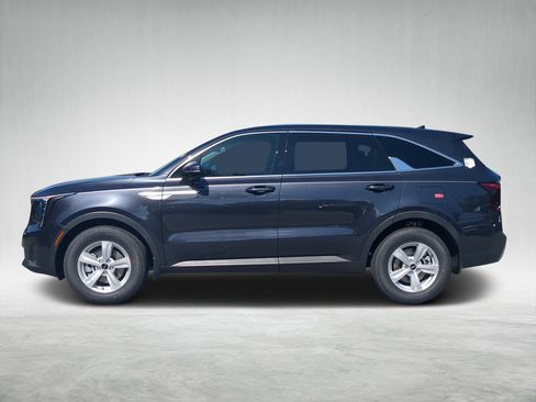 New 2026 Kia Sorento LX image 6