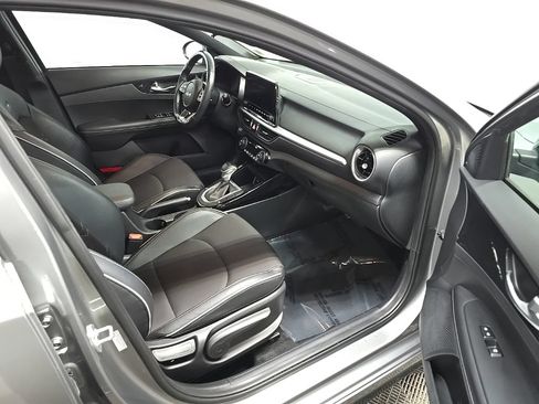 Used 2022 Kia Forte GT-Line FWD image 15