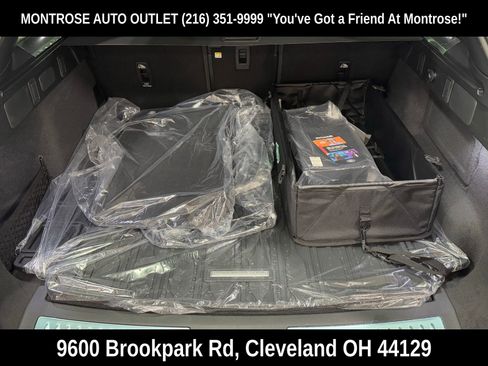 New 2026 Land Rover Range Rover Velar Dynamic SE image 38