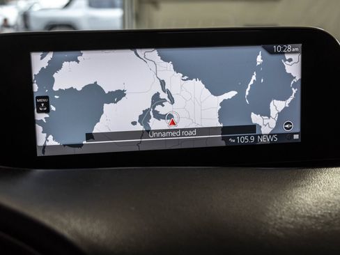 Used 2024 MAZDA MAZDA3 s FWD image 7