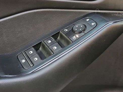 Used 2024 Nissan Rogue S AWD/4WD image 22