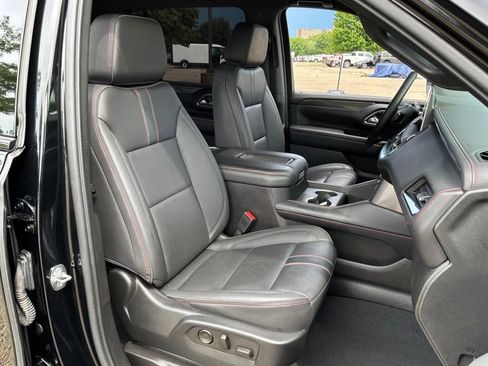 Used 2023 Chevrolet Suburban RST AWD/4WD image 35