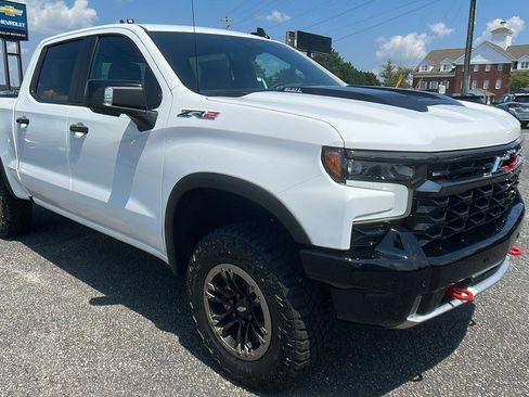 New 2025 Chevrolet Silverado 1500 ZR2 w/ Technology Package AWD/4WD image 3