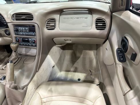 Used 2003 Chevrolet Corvette Convertible w/ Preferred Equipment Group1 RWD image 14