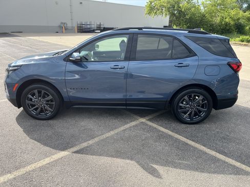 Used 2024 Chevrolet Equinox RS AWD/4WD image 3