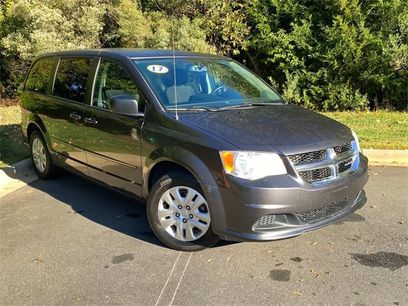 Used 2017 Dodge Grand Caravan SE w/ Power Window Group
