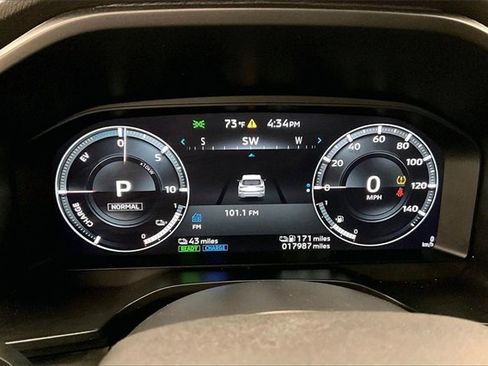 Used 2024 Mitsubishi Outlander Ralliart image 26