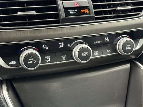 Used 2022 Honda Accord LX image 19