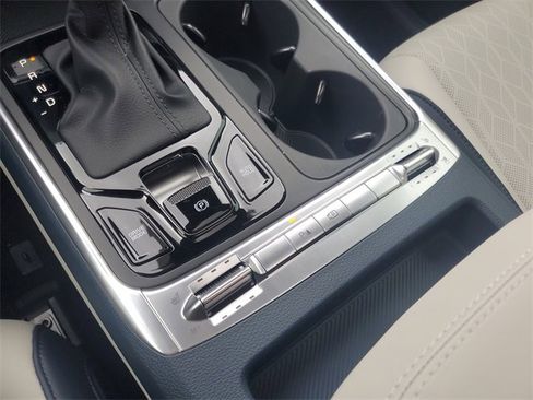 New 2026 Kia Carnival SX image 28