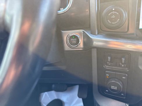 Used 2023 Ford F150 Lariat image 17