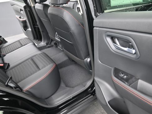 New 2026 Nissan Rogue SV image 19