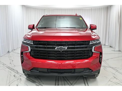 Used 2024 Chevrolet Tahoe RST w/ Luxury Package image 3