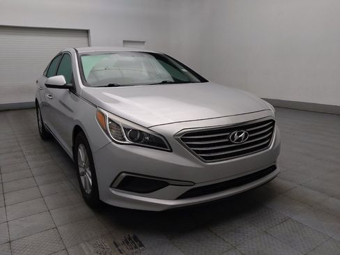 Used 2017 Hyundai Sonata SE FWD image 13