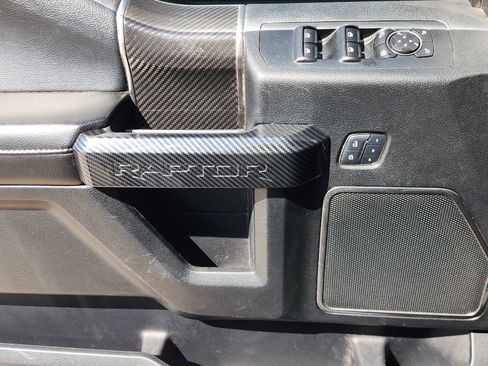 Used 2018 Ford F150 Raptor w/ Equipment Group 802A Luxury AWD/4WD image 26